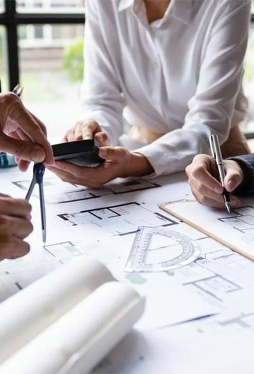 Rencontrez notre équipe de professionnels en étude d'ouverture murs porteurs